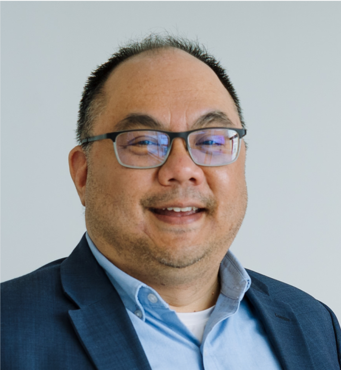 A photo of Donald Vinh, MD, FRCPC, FACP.